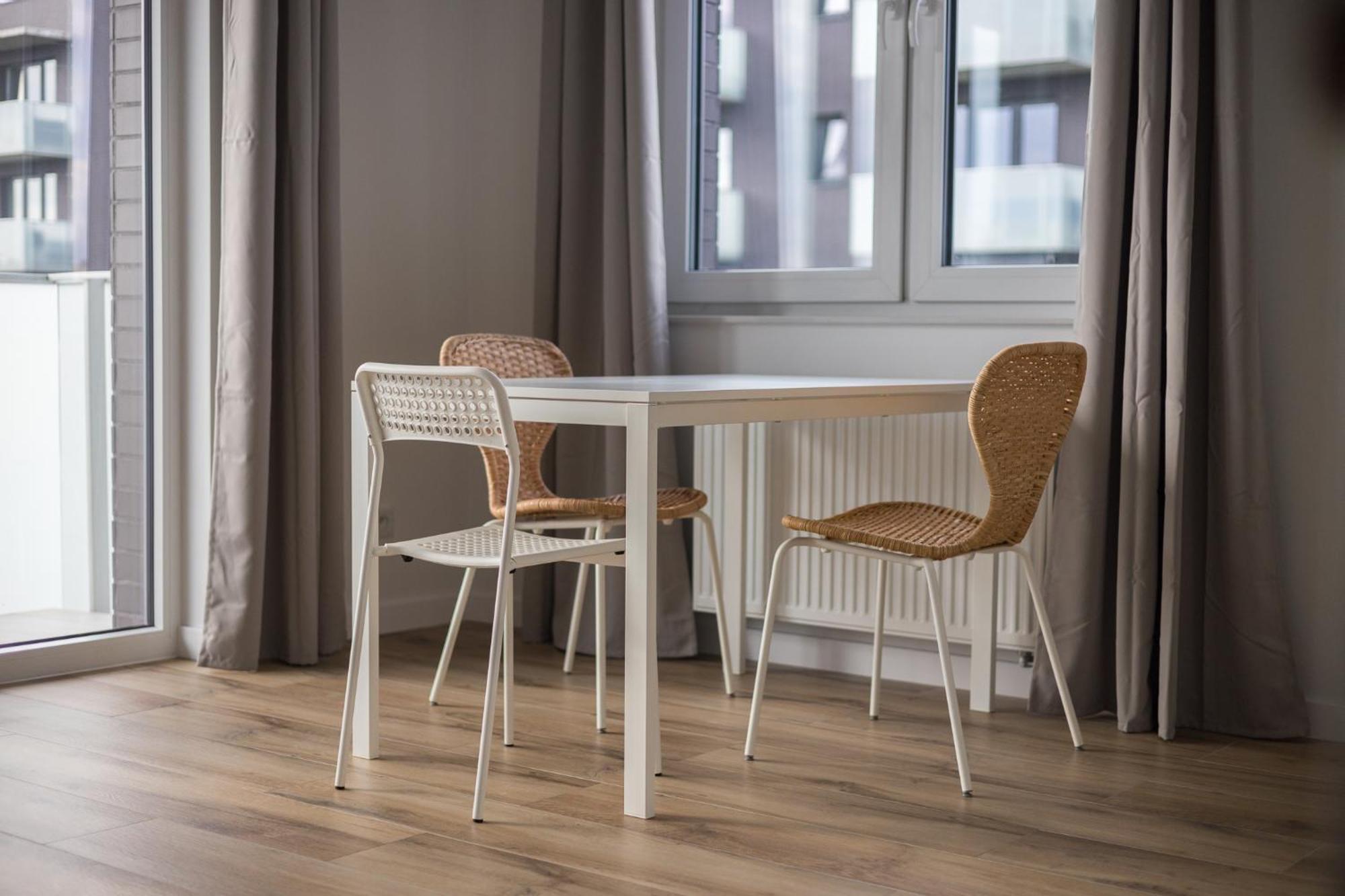 Warsaw-Aparts Herbu Janina Szpital Экстерьер фото