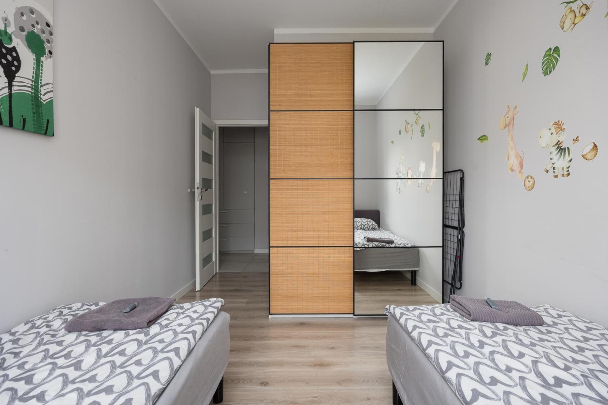 Warsaw-Aparts Herbu Janina Szpital Экстерьер фото